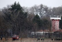 Над 32 000 мигранти са се струпали на турско-гръцката граница