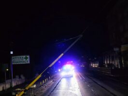 До края на деня монтират отново светофара в Кресна