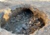 Пропадна улица и два автомобила в село Илинденци заради спукан водопровод